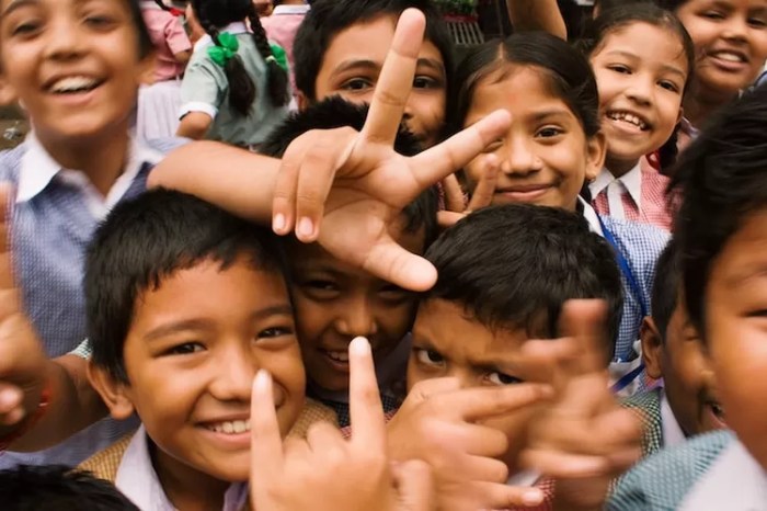 Pendidikan atau tuntunan seharusnya memberikan murid