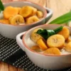 Home 10 Lezatnya Kolak Pisang dan Candil Resep Lengkap Takjil Ramadan Pilihan Keluarga